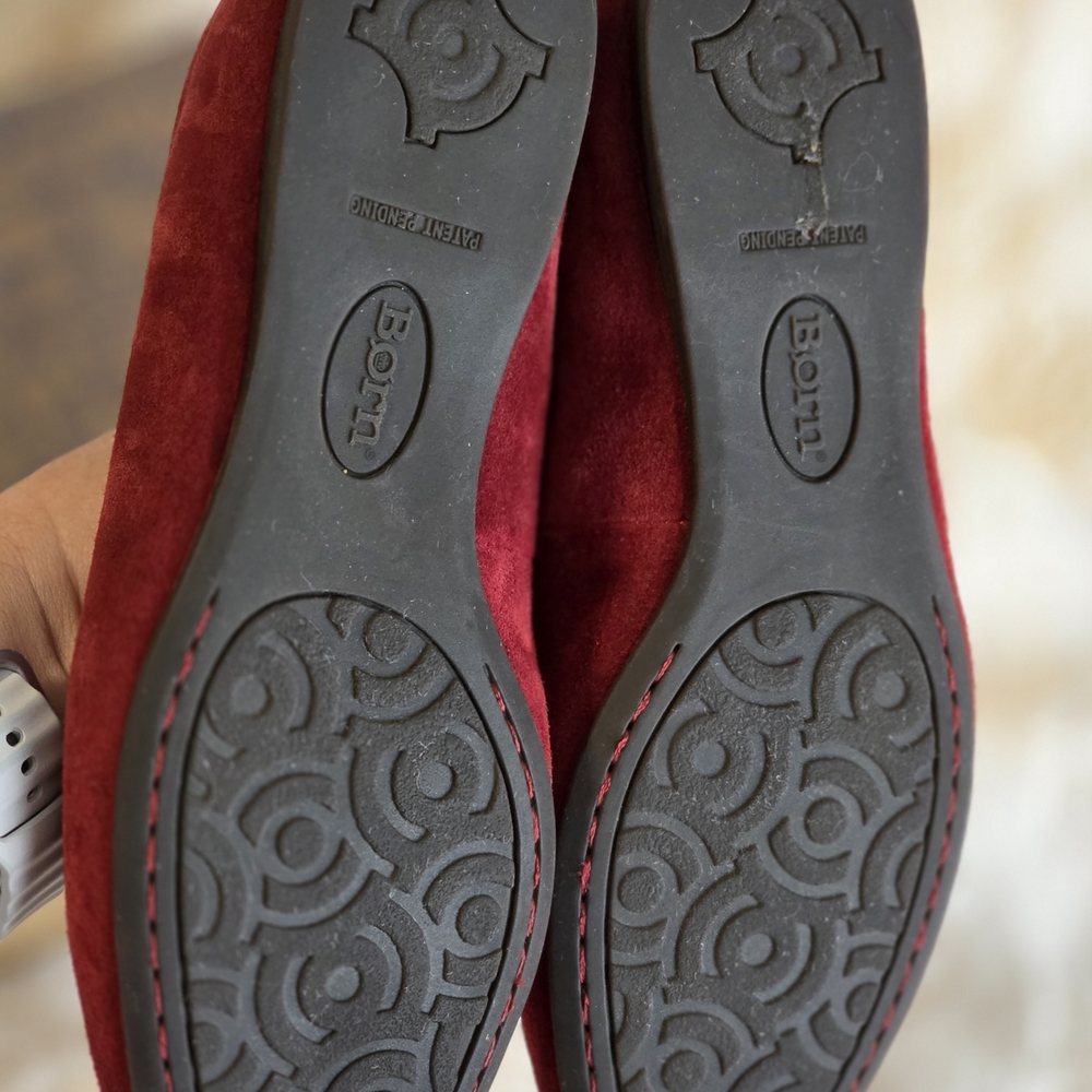 Born Red (Opera) Suede Flats Sz 7 M - Picture 3 of 10